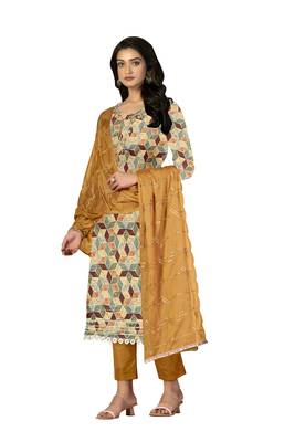 Women's hand work designer print with embroidered dupatta cambric cotton dress material 2