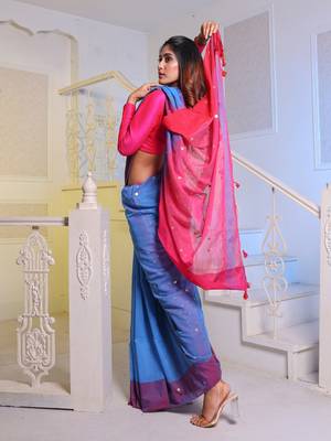 Sky Blue Handwoven Cotton Blend Soft Saree With Mirror Work 3