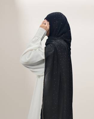 Ana crystal edge black hijab 1