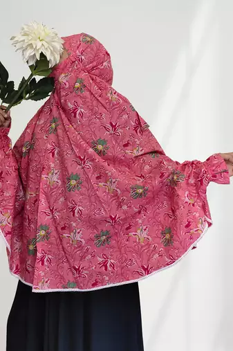 Ana pink floral cotton namaz makhna