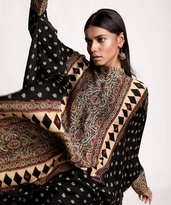 Black Full Bloom Kaftan Tunic Set 4