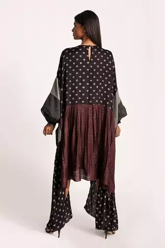 Black And Maroon Vintage Lotus Drawstring Dress 