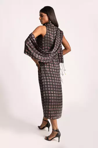 Black And Maroon Lotus Pond Fringed Scarf Dress