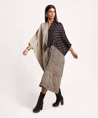 Black And Beige Lotus Appliqué Kaftan Dress 2