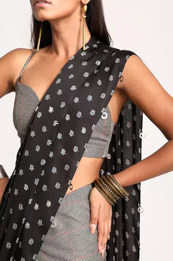 Black Vintage Lotus Saree