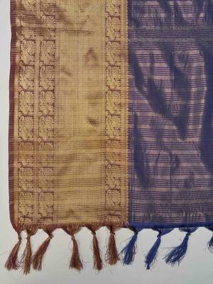 Kimisha women's navy blue silk kanjeevaram woven saree with blouse piece 4