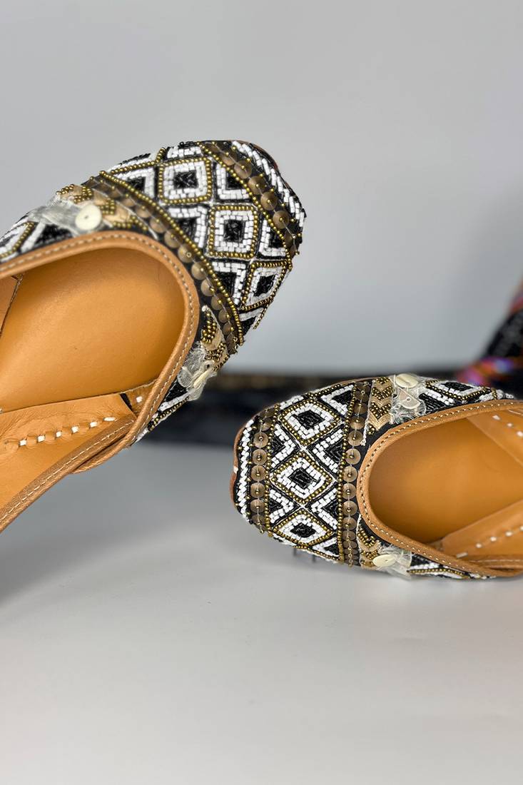 GYPSY: Hand embroidery Punjabi Jutti - BLACK -Beads and shells work on silk base