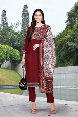 Trendmalls  Olive Maroon Cotton Sequence Embroidery Party Wear Kurta Pant with Dupatta Salwar Suit Set 1