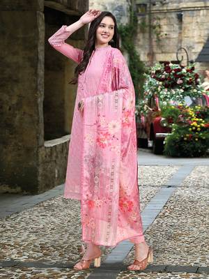 Trendmalls  Light Pink Georgette Sequence Embroidery Party Wear Kurta Pant with Print Dupatta Salwar Suit Set 3
