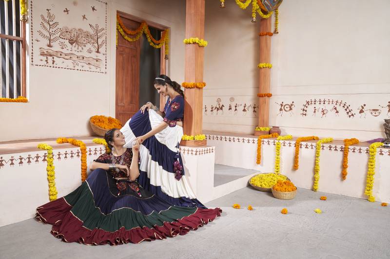 MULTICOLOR THREAD EMBROIDERED WITH MIRROR WORK VISCOSE RAYON TRADITIONAL GARBA NAVRATRI 22 METER FLAIR LEHENGA CHOLI