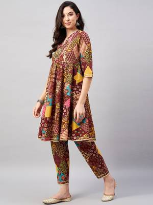Winered woman maroon printed kurta set 3