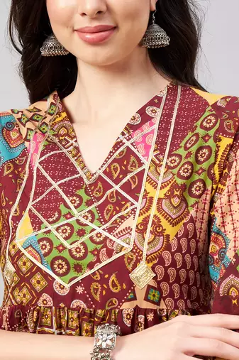 Winered woman maroon printed kurta set