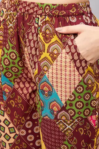 Winered woman maroon printed kurta set