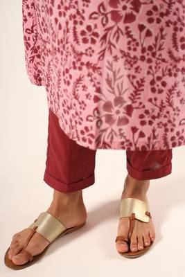 Pink cotton hand block printed kurta with solid pants 6