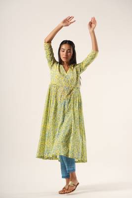 Yellow hand block printed mul kurta with blue pants 3