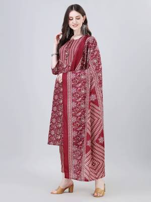 Women's Floral Printed Cotton Blend Knee Length Kurta Set With Dupatta (Maroon) (MAK45) 3