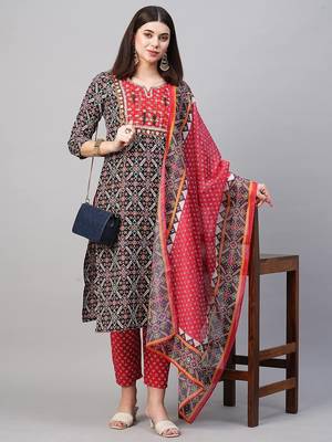 Women's Rayon Self Design Woven Printed Festive & Ethnic Wear A-Line Kurti, Bottomwear & Dupatta Set 1
