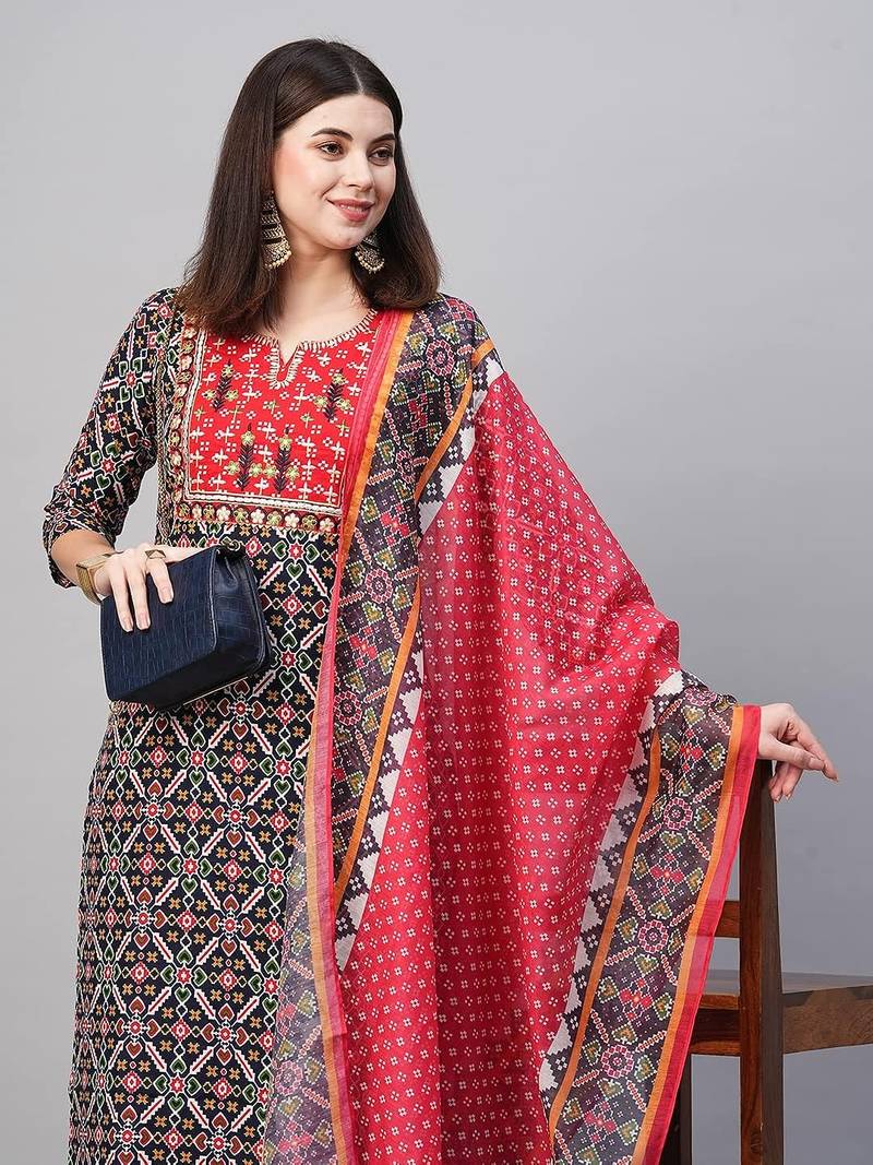 Women's Rayon Self Design Woven Printed Festive & Ethnic Wear A-Line Kurti, Bottomwear & Dupatta Set