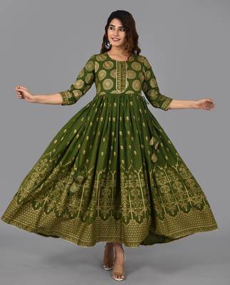 Green Floral Print Rayon Casual Anarkali Kurta 3