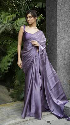 Naira Metallic Organza Saree 1