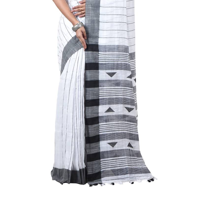 White-black Handwoven Pure Cotton Jamdani Traditional Saree with attach running blouse