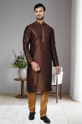 Mens embroidered kurta pyjama 1