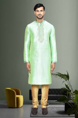 Mens embroidered kurta pyjama 1