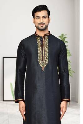 Mens embroidered kurta pyjama 3