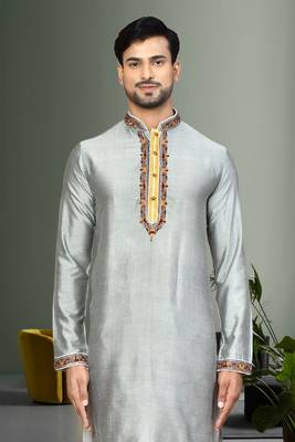 Mens embroidered kurta pyjama 3