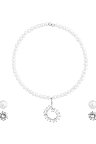 Pearl Hasli Single Line Goldplated With 2 Set Of Earrings