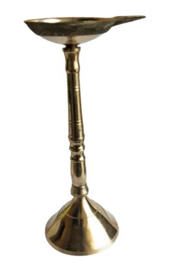 Salvus APP SOLUTIONS Traditional Brass Diya Stand/Deepak/Oil Lamp for Temple, Home & Office Decor, (Golden_7.5 Inch)