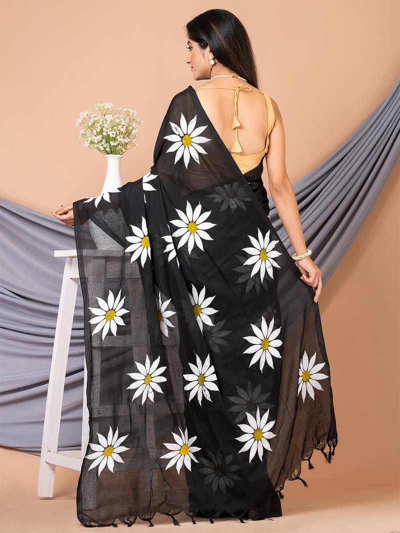 Black & White Pure cotton Sunflower design Handloom Saree with blouse