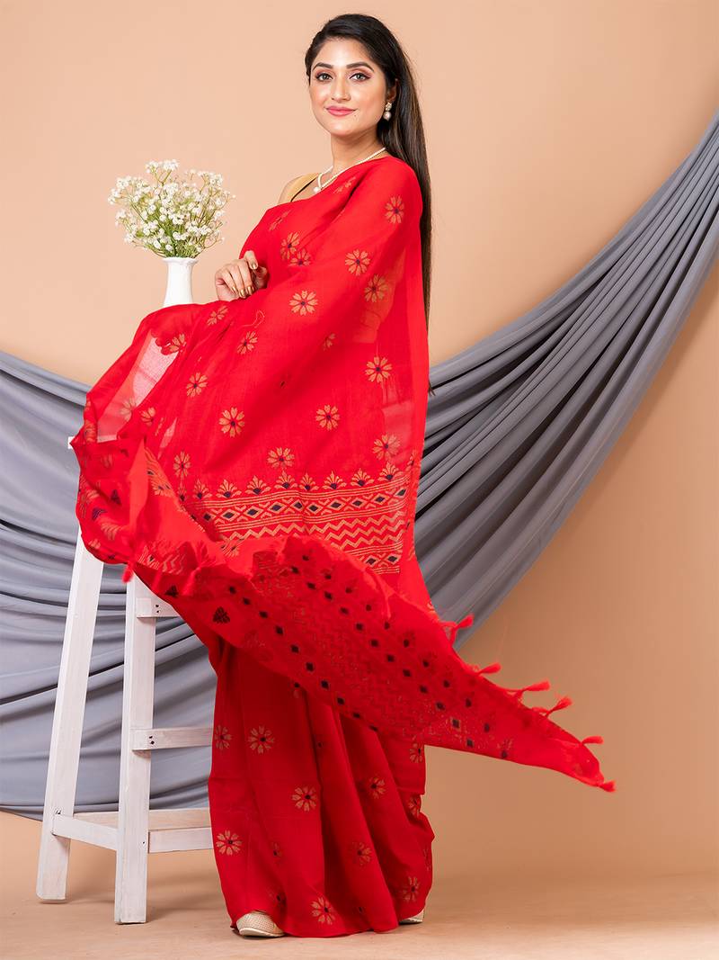Red & Multi silk cotton floral design handloom saree with blouse