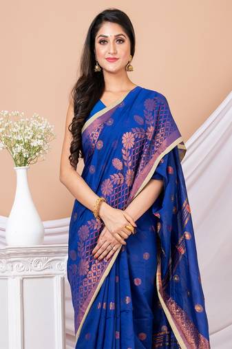 Navy Blue & Golden Floral Design Silk Cotton Handloom Saree Without Blouse