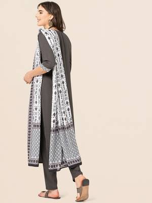 Clemira Black Color Embroidered Women'S Kurta Palazzo Dupatta Set 5