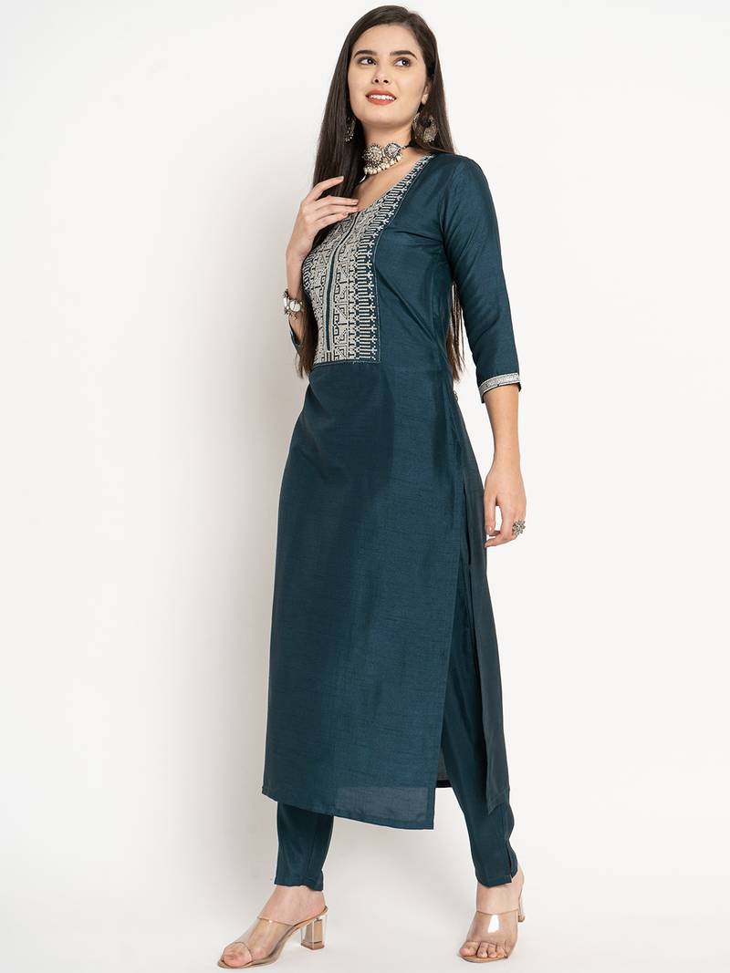 Clemira Maroon Color Embroidered Women'S Kurta Palazzo Dupatta Set