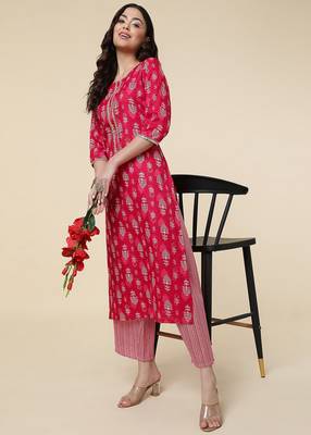 Clemira Green Color Embroidered Women'S Kurta Palazzo Set 1