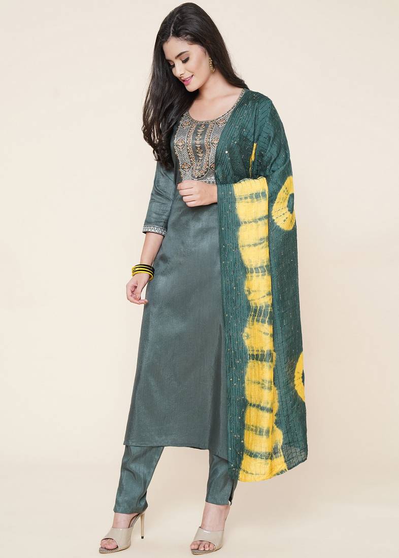 Clemira Maroon Color Embroidered Women'S Kurta Palazzo Dupatta Set