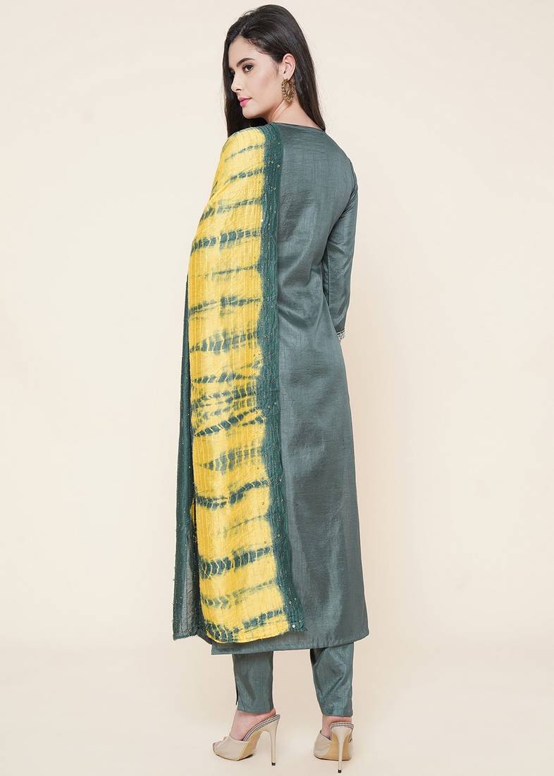 Clemira Maroon Color Embroidered Women'S Kurta Palazzo Dupatta Set