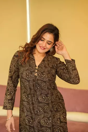 Brown Kurti Bottom Set For Festive Girlish Looks
