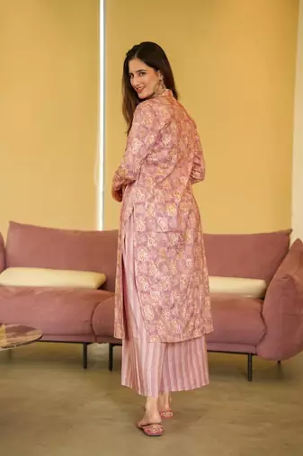 Coral Kurti Bottom Set For Festive Girlish Looks