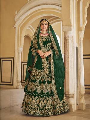 PREMIUM LUXURIOUS WEDDING WEAR GREEN VELVET LEHENGA CHOLI LATEST DESIGN 1