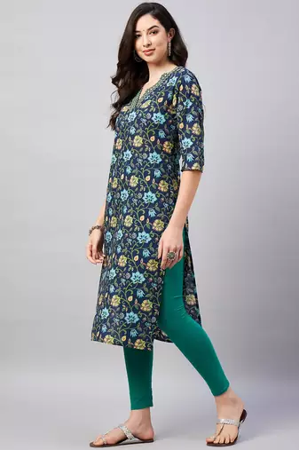 Winered woman blue floral print v-neck embriodered kurta