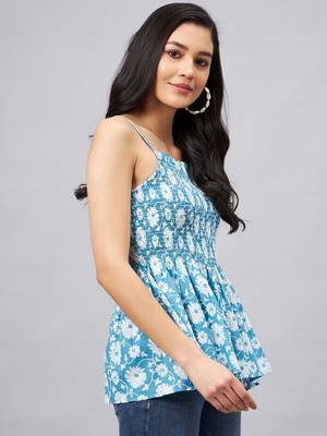 Winered woman light blue floral print smoking strap top 4