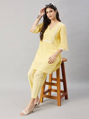 Winered woman yellow shiffli kurta sets with lace detailing 3
