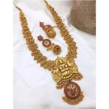 Gold plated traditional kundan pearl jewellery set for women 1