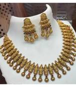 Gold plated traditional kundan pearl choker jewellery set for women