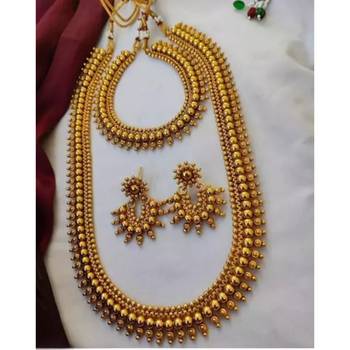 Gold plated traditional kundan pearl choker jewellery set for women 1