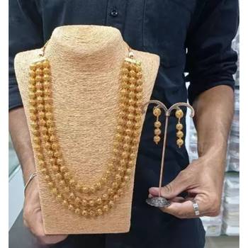 Gold plated traditional kundan pearl choker jewellery set for women 1