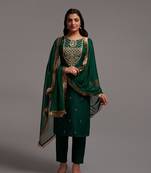  Green Viscose rayon Fabric Straight  Floral Embroidered Kurta With Trousers & Dupatta set for women's & girls